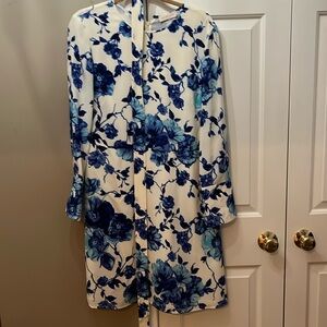 Gorgeous Tory Burch belted floral dress